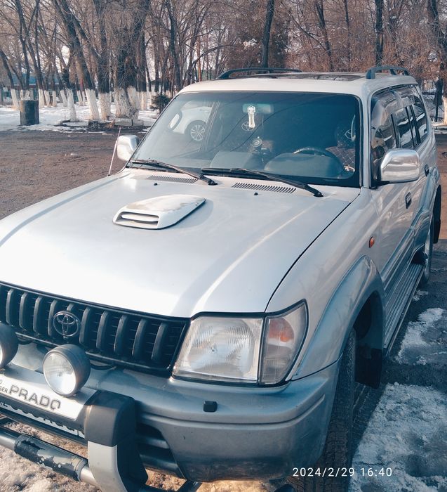 Тойота  Ленд Крузер Прадо