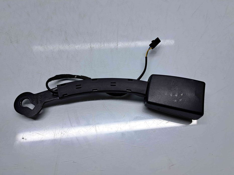 Capsa centura dreapta fata Volkswagen Golf 7 (5G) [Fabr 2014-prezent]