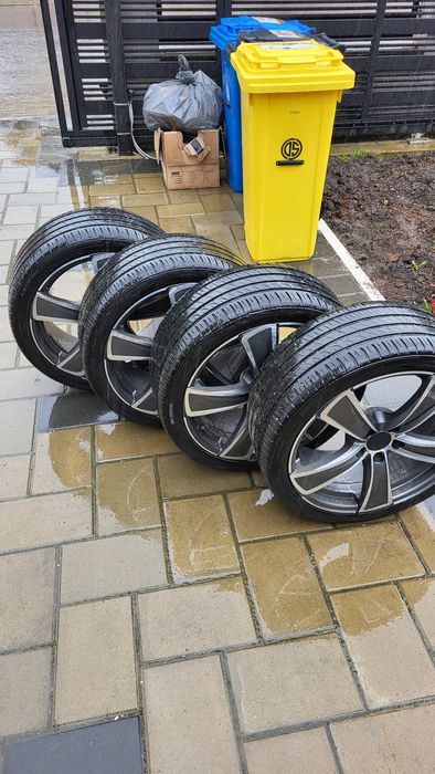 Jante de aliaj de 19 inch cu anvelope de vară 255/35/R19