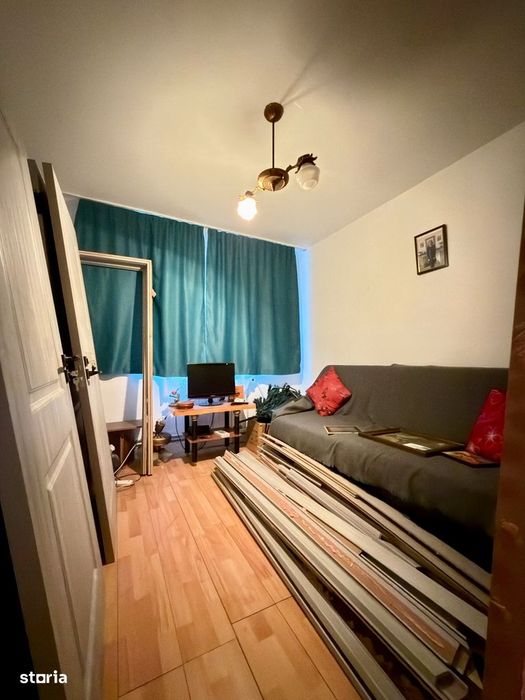 Apartament cu 4 camere, 79 mp utili, etaj 1 - Zona Lipovei
