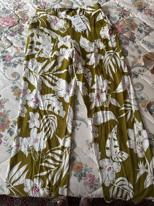 Брюки летне весенние ZARA