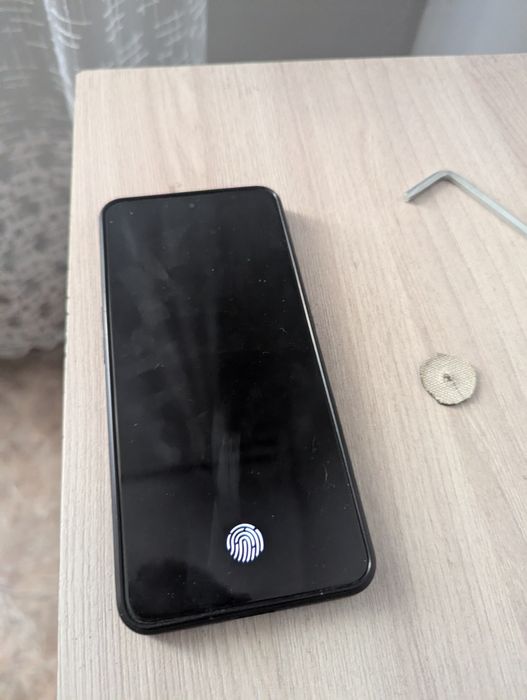 Продам OnePlus 10r недорого