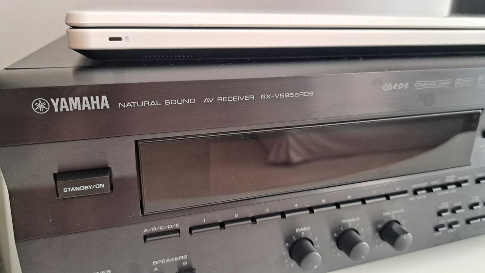 Yamaha RX-V595 + Remote ctrl