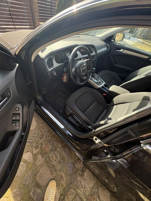 Vând Audi, stare bună