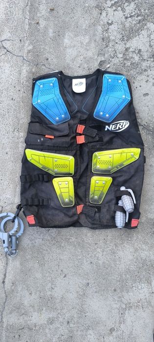 Nerf , XShot ... colecție blastere cu proiectile sau apa  și vesta tactica