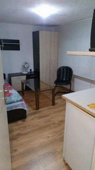 Дава се под наем Едностаен апартамент в Пловдив, Каменица 1 - 25 кв.м за 127.5 € - Снимка #1