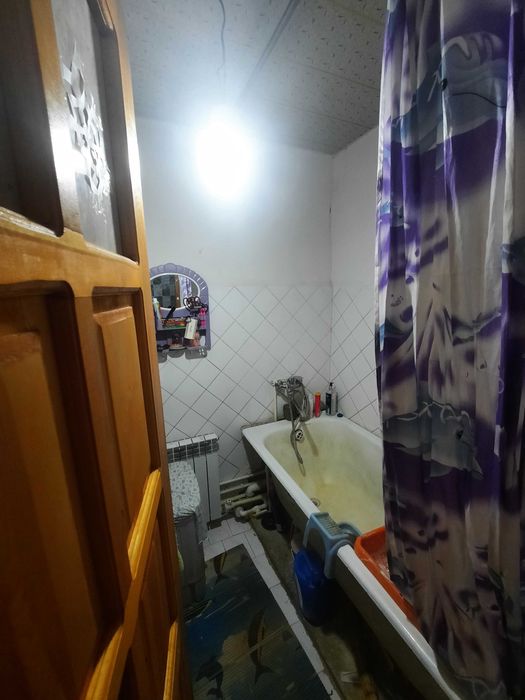 3-хонали уй сотилади, Чирчик ш., 8 микрорайонда