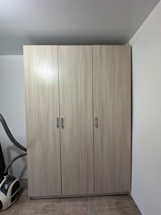 Продам шкаф в отличном состоянии