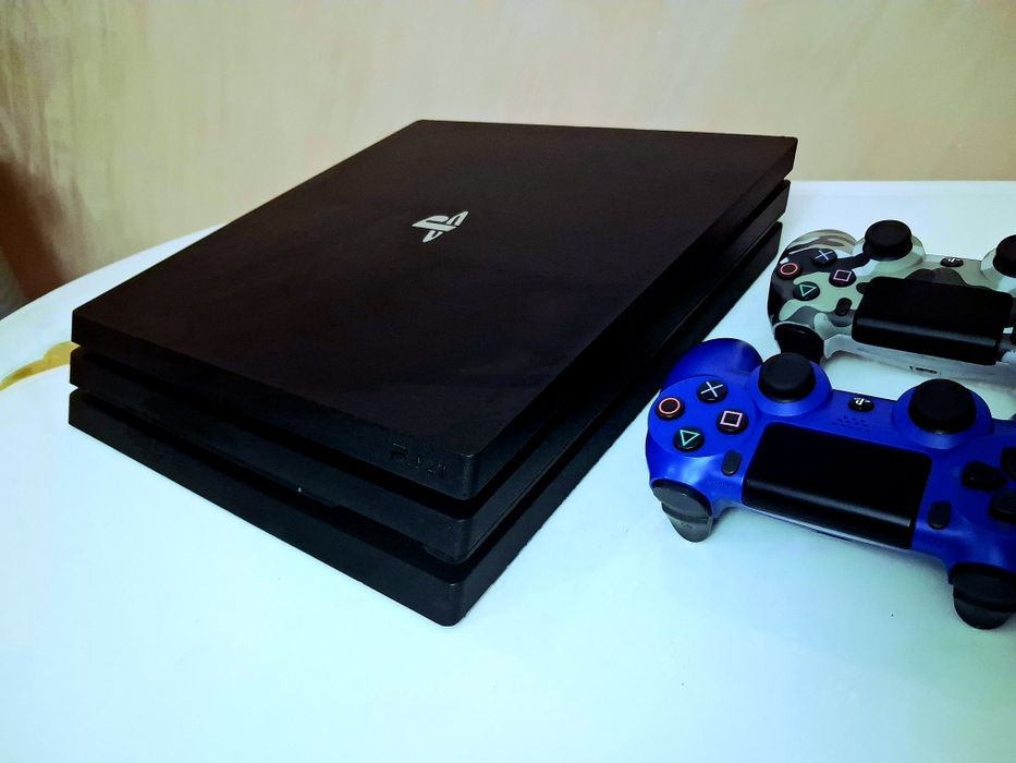 Плейстейшен 4 про