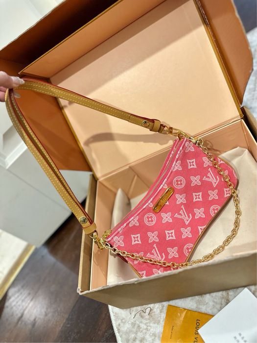 Чанта Louis Vuitton