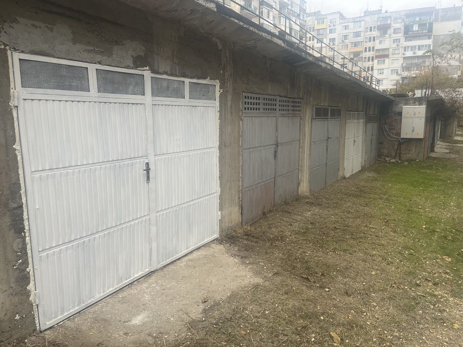 Дава се под наем Гараж / Паркомясто в Габрово, Център - 20 кв.м за 51 € - Снимка #1