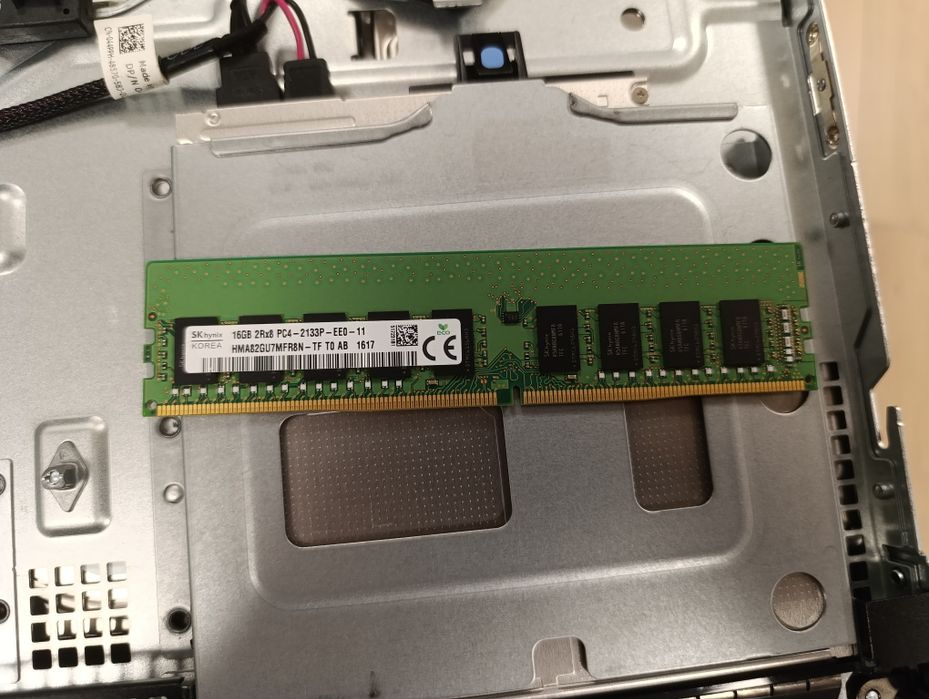 Server Dell R330 E3-1220 v5 32GB DDR4 12TB