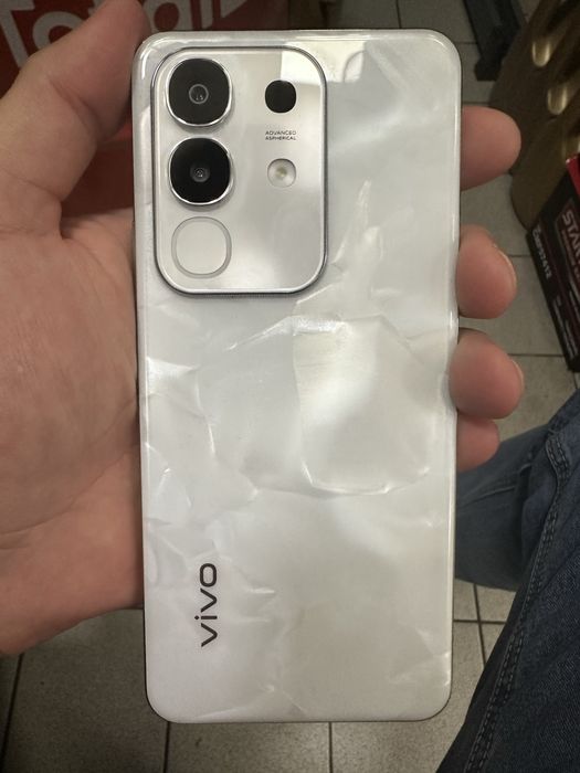 Vivo Y29 8/128 сотилади