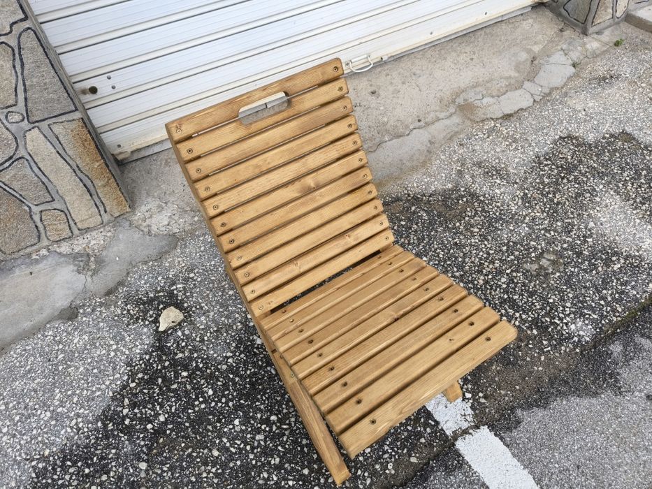 Дървени градински сгъваеми столове