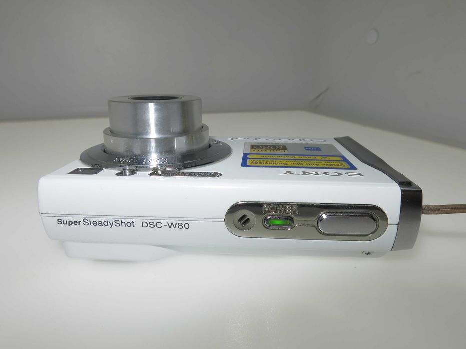 Sony Cyber-shot DSC-W80 компактен фотоапарат цифрова камера - НОВ