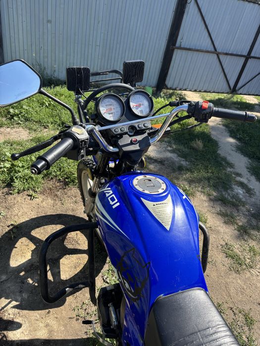 Мотоцикл Yaqi 200 cc