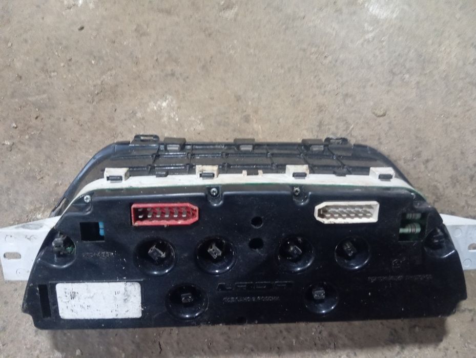 Шиток прибор 2114