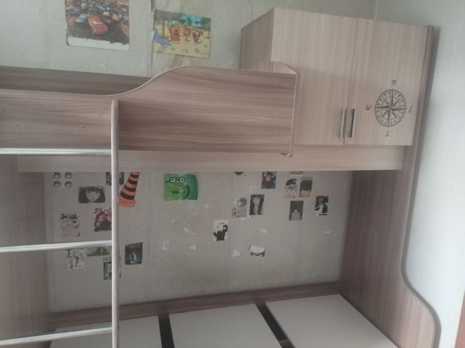 Продам двухярусную кровать