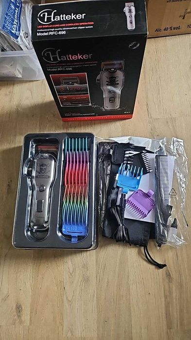 Hatteker RFC-696 Комплект професионална машинка за подстригване