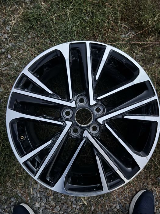 Продам диски  от камри 80 оригинал