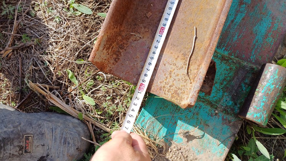 Швеллер в отличном состоянии