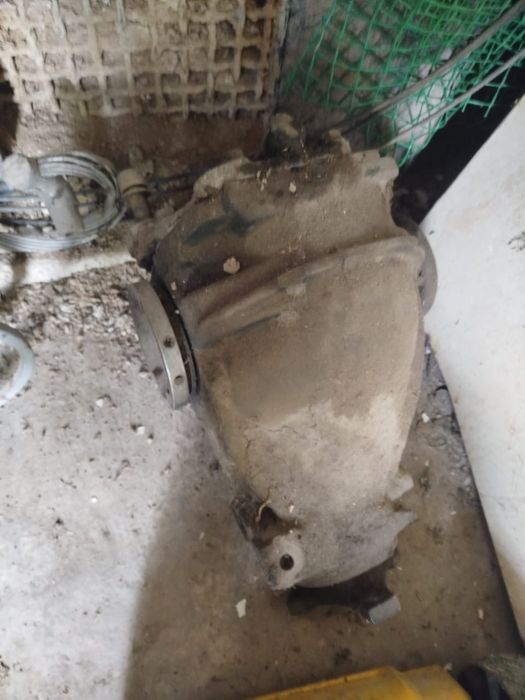 Запчасти мерс 124