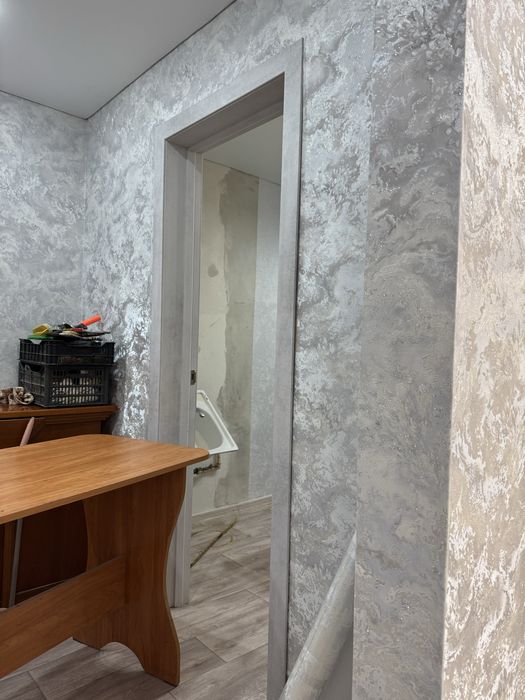 Клею обои недорого