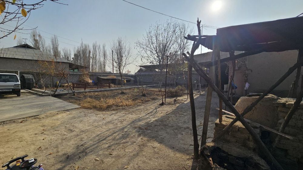 Ховли Участка сотилади срочно Юкоричирчик тумани 80ота 8сотих