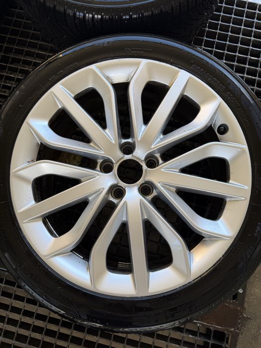 Audi 5-W-Speichen алуминиеви джанти 7,5Jx19H2 ET33 5x112