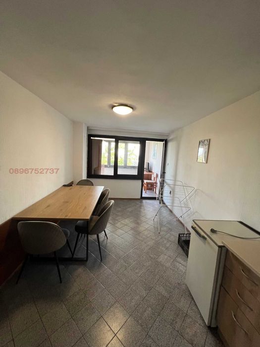 Дава се под наем Двустаен апартамент в к.к. Св.Св. Константин и Елена - 50 кв.м за 280.5 € - Снимка #4