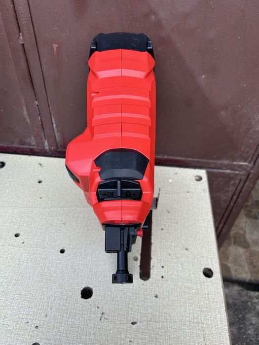 Pistol implantat cuie in beton-fier Fischer FXC85