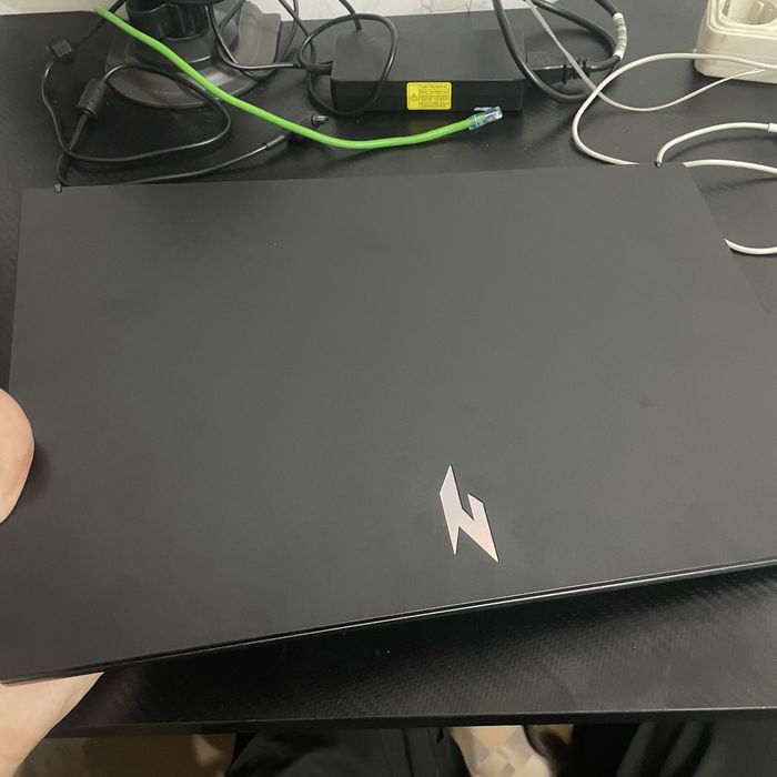 Acer Nitro V15 ryzen 5-7535HS/rtx 2050