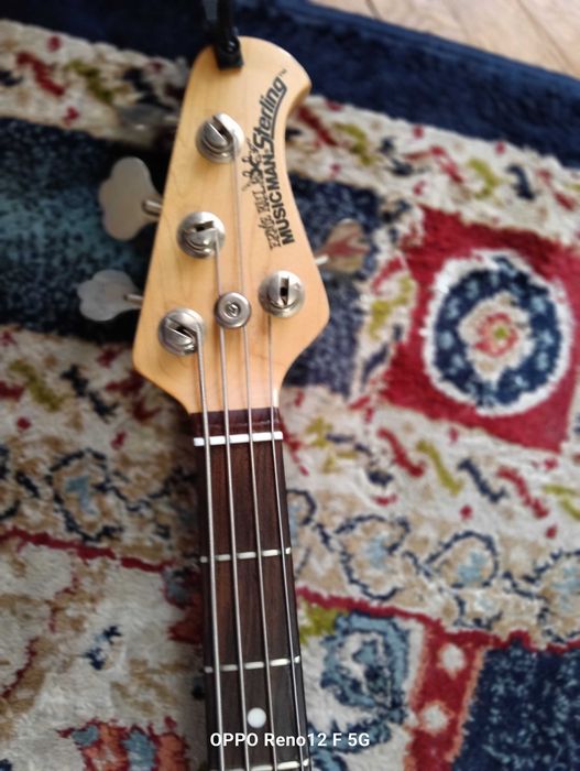 Ernie Ball MusicMan Sterling 4H Bass (made in USA) with piezo
