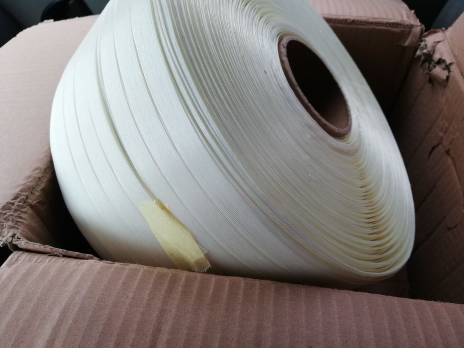 Banda pes lipita 16x850 metri hot melt chinga