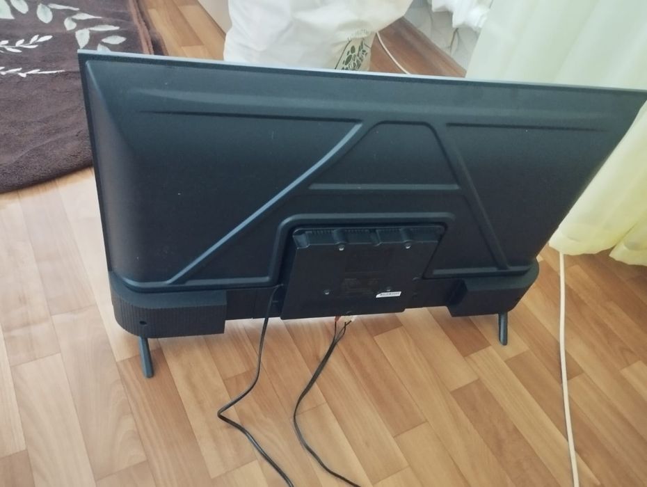 Смарт телевизор продам