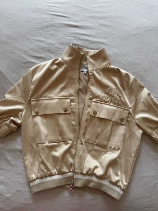 Junona златисто горнище с цип и джобове