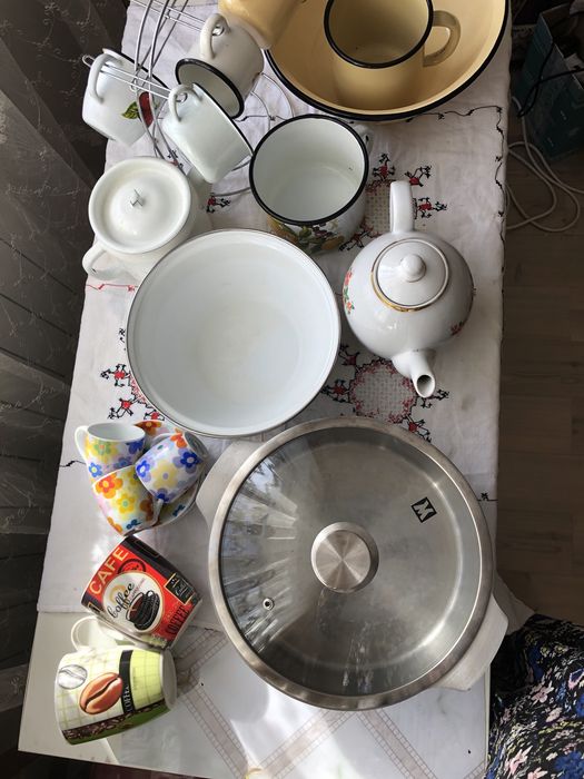 Хрусталь Иран,Чехия , Кастрюля сталь , и другое