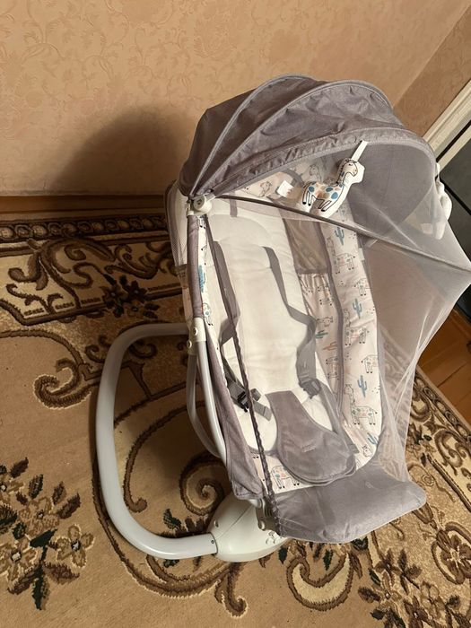 Продам детский электрический шезлонг