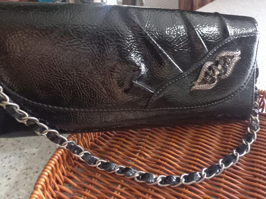 Продам клатч новый