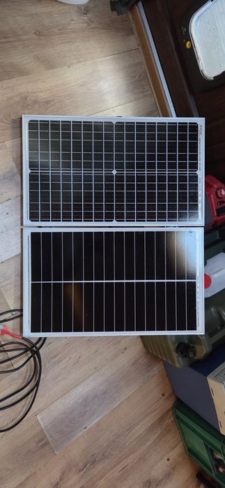 Sistem Energie Camping: Power Station 12V 28Ah GEL + Panou Solar pliabil 100W
