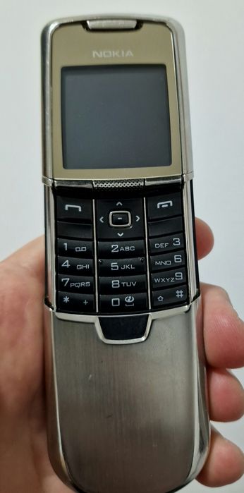 Nokia 8800Classic +Зарядно