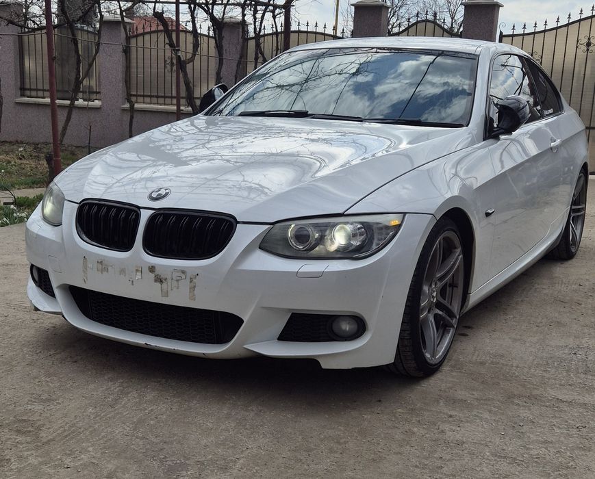 Dezmembrez bmw seria 3 E92 M-pachet LCI n47 184cp Euro 5 2012