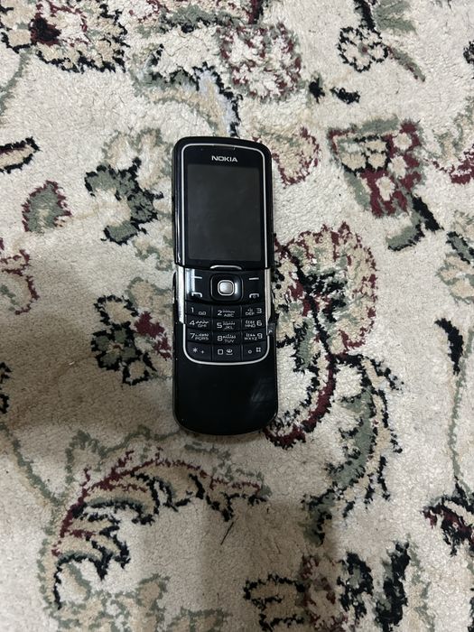 nokia 8600 luna