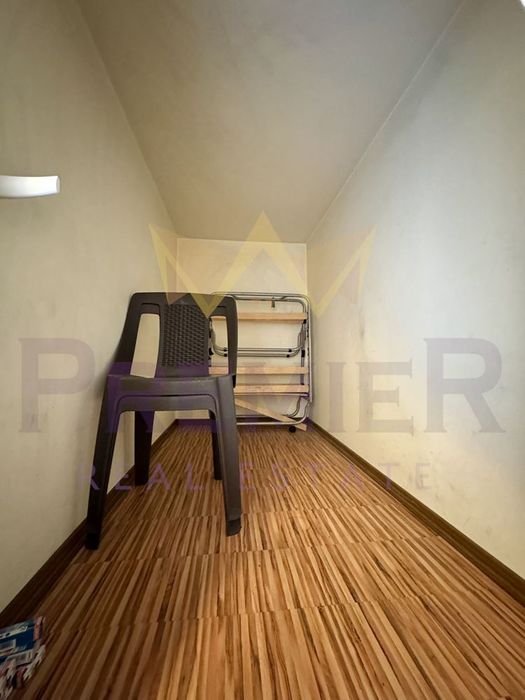 Продава се Четиристаен апартамент в Варна, Колхозен пазар - 200 кв.м за 816 €/кв.м - Снимка #12