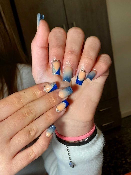 Unghii Arad 80 de lei