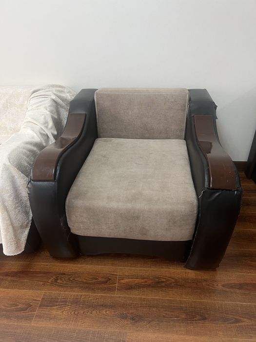 Отдам срочно 3000