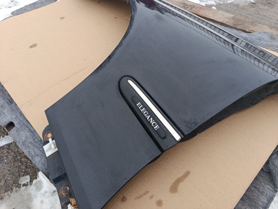 Ляв калник Мерцедес Ц класа W203 / Mercedes W203