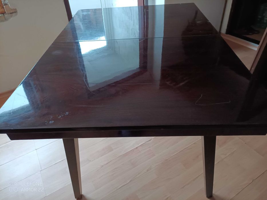 Разтегателна маса