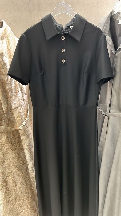 Платья один раз одевала дорого покупала