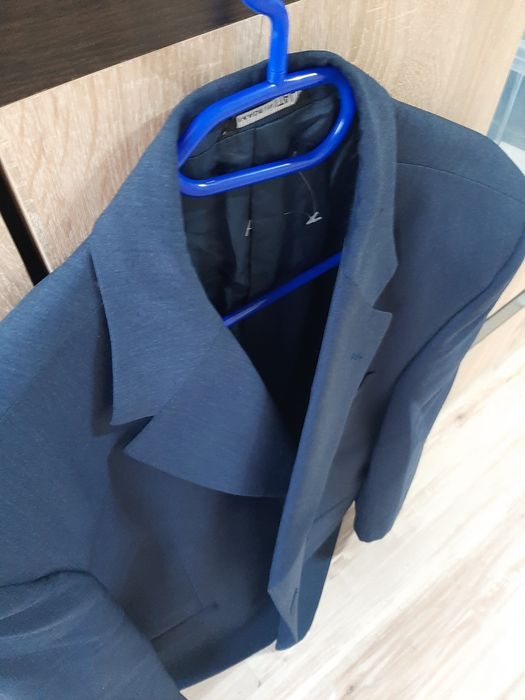 Sacou original gen HUGO BOSS marimea  XXXL